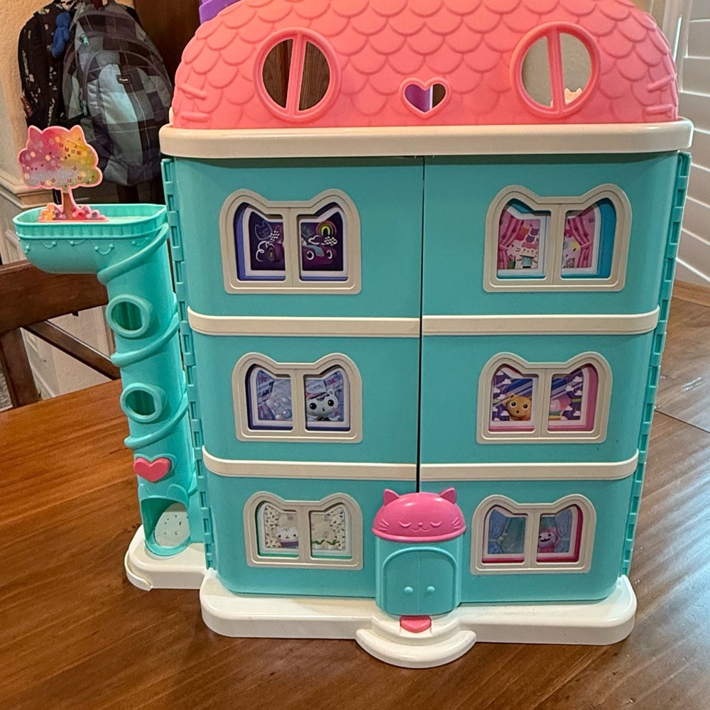 Gabby Dollhouse